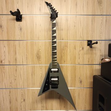 CHITARRA ELETTRICA MANCINA JACKSON JS32RR USATA