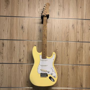 CHITARRA ELETTRICA HARLEY BENTON ST USATA