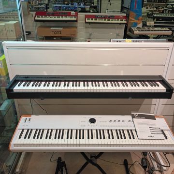 STAGE PIANO KORG D1 USATO