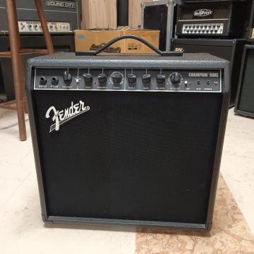 AMPLIFICATORE CHITARRA FENDER CHAMPION 50XL USATO