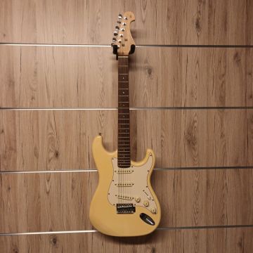 CHITARRA ELETTRICA TENSON USATA