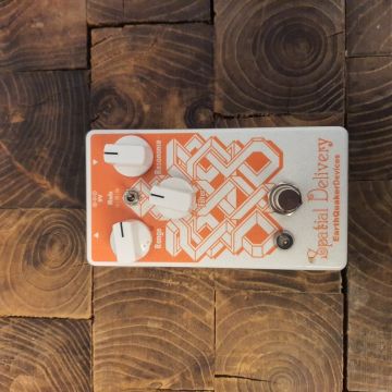 PEDALE CHITARRA ELETTRICA EARTQUAKER DEVICES SPATIAL DELIVERY USATO
