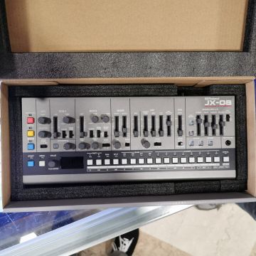 SINTETIZZATORE ROLAND BOUTIQUE JX08 USATO
