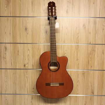 CHITARRA CLASSICA ELETTRIFICATA MALAGA ECF USATA