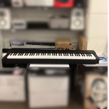 PIANOFORTE DIGITALE YAMAHA P225B USATO