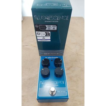 PEDALE TC ELECTRONIC FLUORESCENCE SAIMMER REVERB USATO