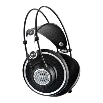 AKG K702