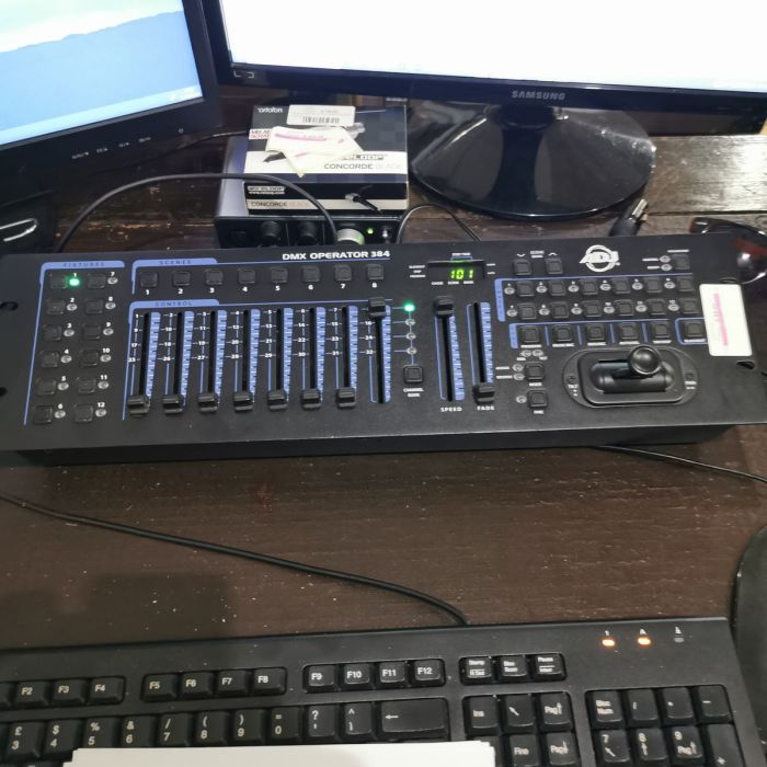 CENTRALINA LUCI DMX 384 USATA main product photo