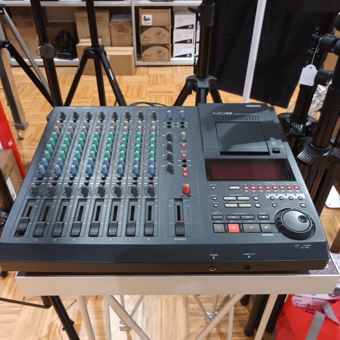 MIXER YAMAHA MD8 USATO main product photo