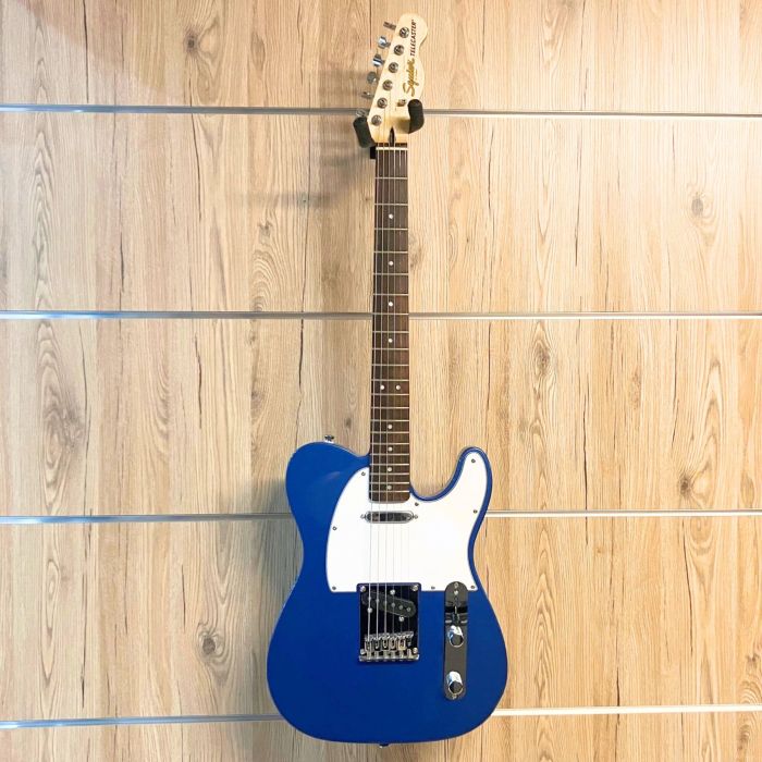 CHITARRA ELETTRICA SQUIER AFFINITY TELECASTER LAKE PLACID BLUE USATA main product photo