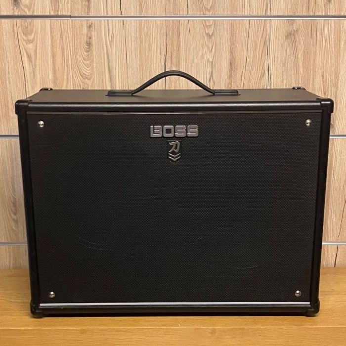 CASSA PER CHITARRA BOSS KATANA 212 USATA main product photo